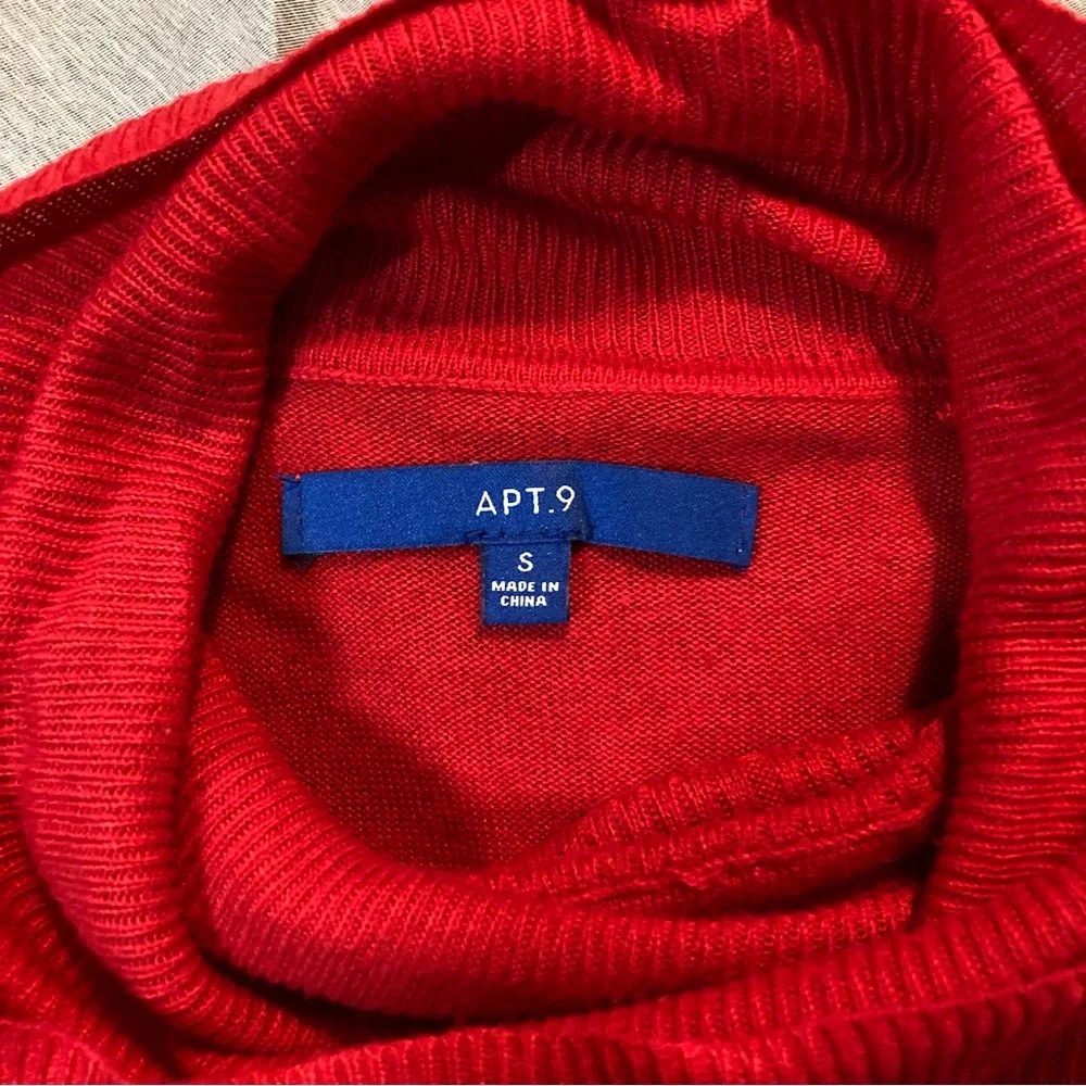 Apt. 9 brand Red Turtleneck Sweater, Ribbed Texture, Size Small - Picture 5 of 6